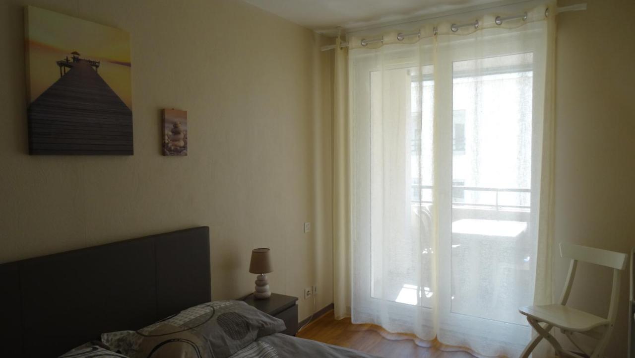 Appart T2 Standing Tout Confort Avec Balcon - Parking En Option Lyon Exterior foto