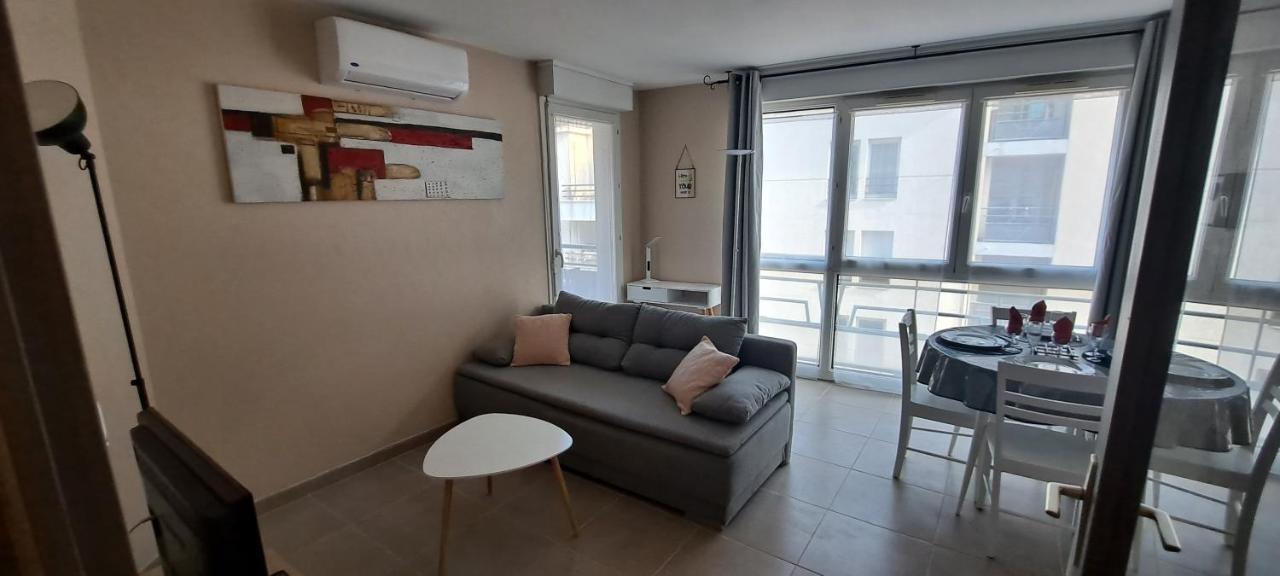 Appart T2 Standing Tout Confort Avec Balcon - Parking En Option Lyon Exterior foto