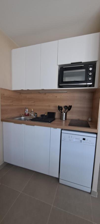 Appart T2 Standing Tout Confort Avec Balcon - Parking En Option Lyon Exterior foto